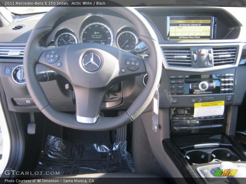 Arctic White / Black 2011 Mercedes-Benz E 350 Sedan