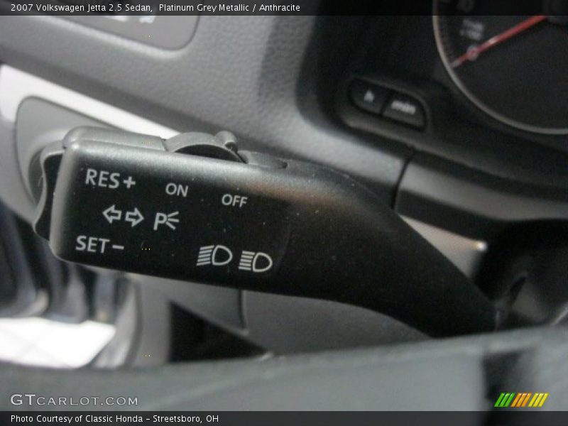 Platinum Grey Metallic / Anthracite 2007 Volkswagen Jetta 2.5 Sedan