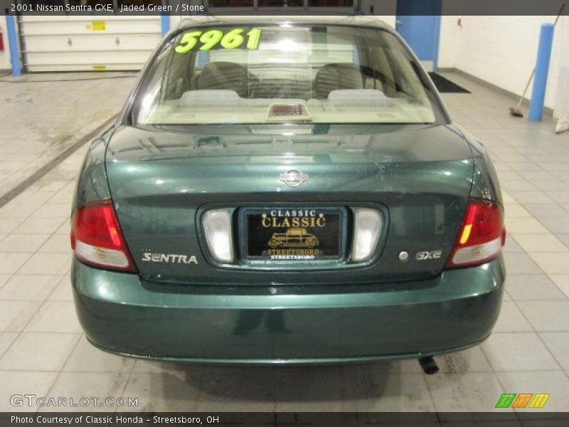 Jaded Green / Stone 2001 Nissan Sentra GXE