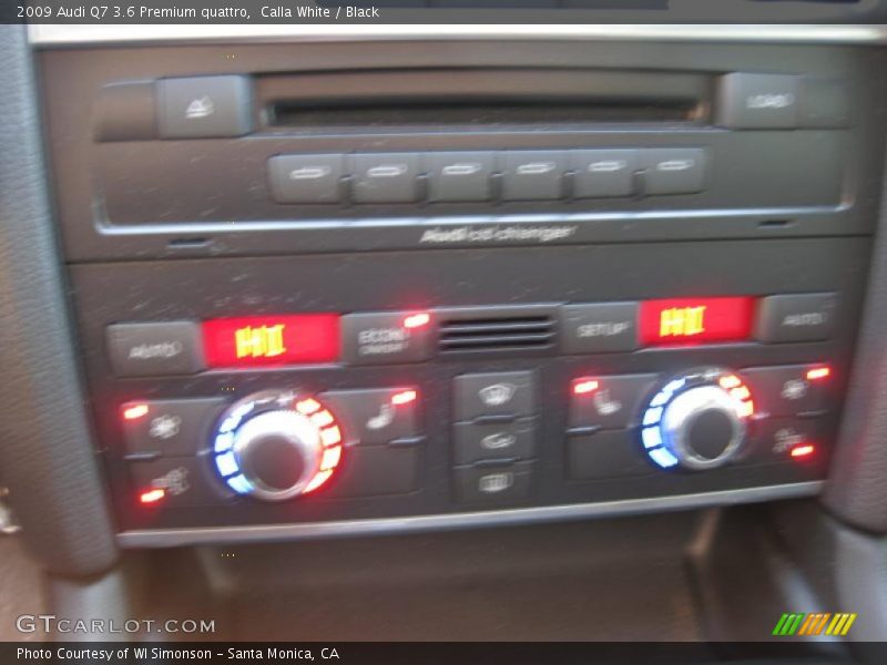 Calla White / Black 2009 Audi Q7 3.6 Premium quattro