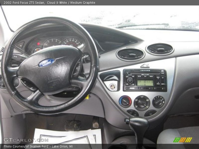 Cloud 9 White / Medium Graphite 2002 Ford Focus ZTS Sedan