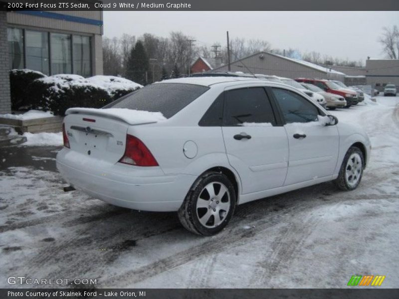 Cloud 9 White / Medium Graphite 2002 Ford Focus ZTS Sedan