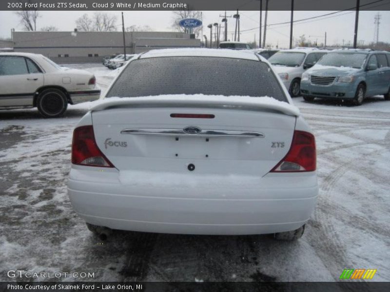 Cloud 9 White / Medium Graphite 2002 Ford Focus ZTS Sedan