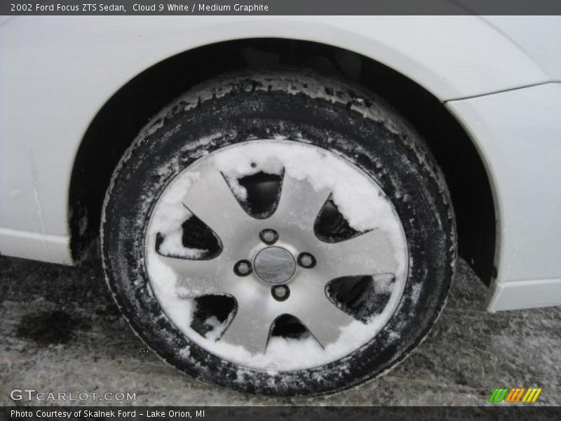 Cloud 9 White / Medium Graphite 2002 Ford Focus ZTS Sedan