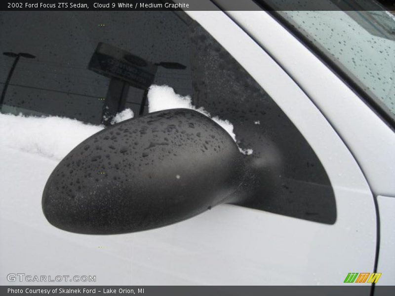 Cloud 9 White / Medium Graphite 2002 Ford Focus ZTS Sedan