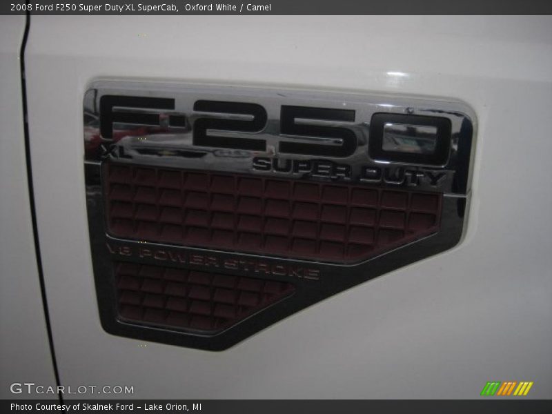  2008 F250 Super Duty XL SuperCab Logo