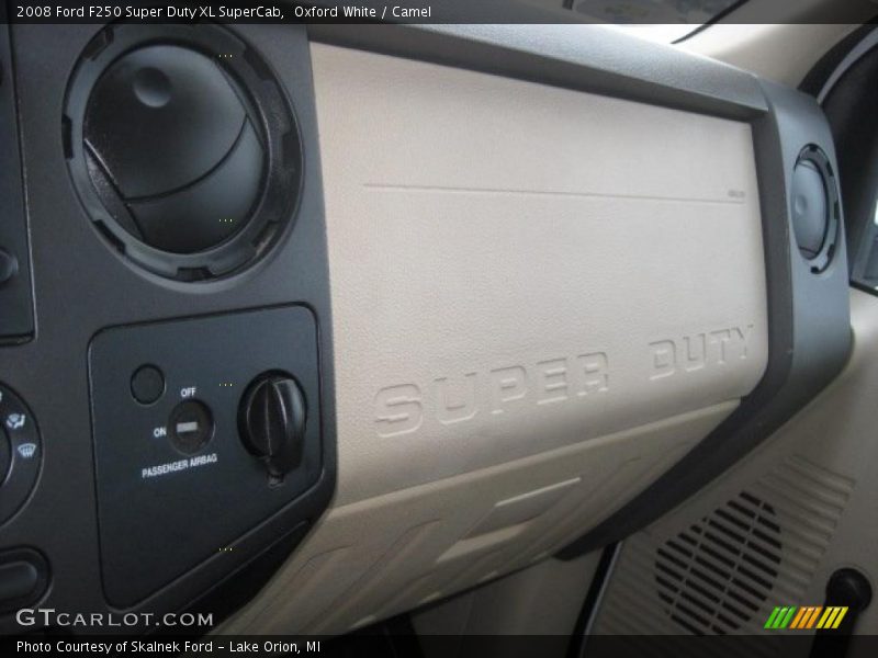 Oxford White / Camel 2008 Ford F250 Super Duty XL SuperCab