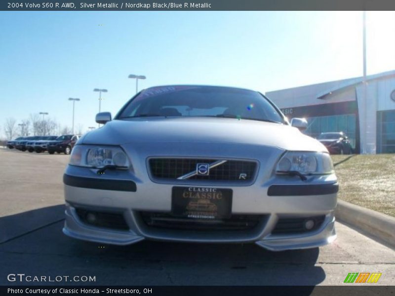 Silver Metallic / Nordkap Black/Blue R Metallic 2004 Volvo S60 R AWD