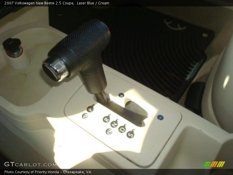  2007 New Beetle 2.5 Coupe 6 Speed Tiptronic Automatic Shifter