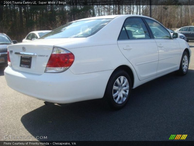 Super White / Beige 2006 Toyota Camry LE