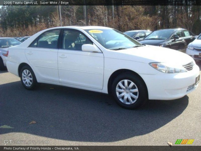Super White / Beige 2006 Toyota Camry LE