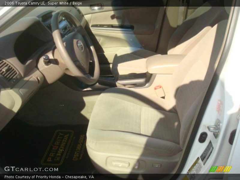 Super White / Beige 2006 Toyota Camry LE