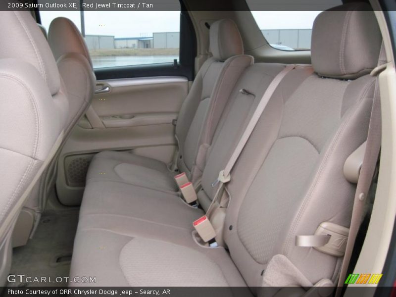  2009 Outlook XE Tan Interior