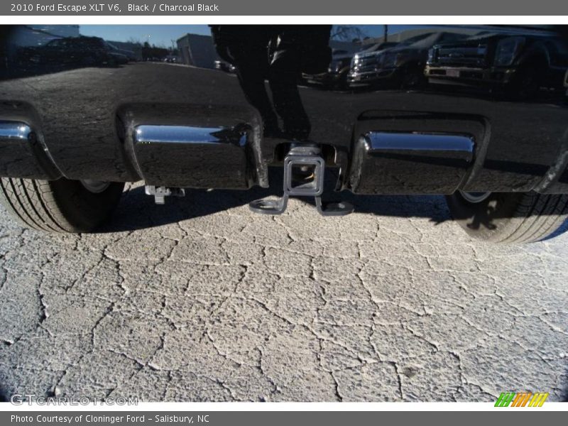 Black / Charcoal Black 2010 Ford Escape XLT V6