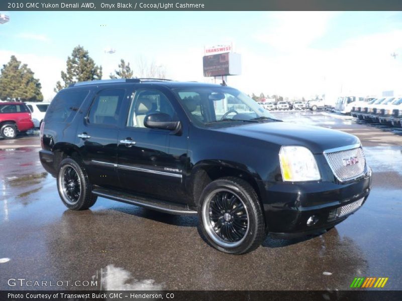 Onyx Black / Cocoa/Light Cashmere 2010 GMC Yukon Denali AWD