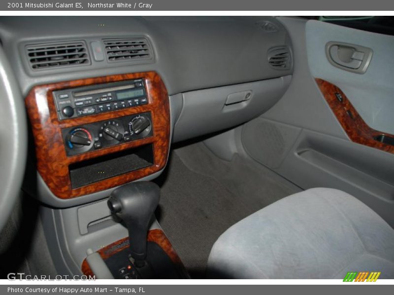 Northstar White / Gray 2001 Mitsubishi Galant ES