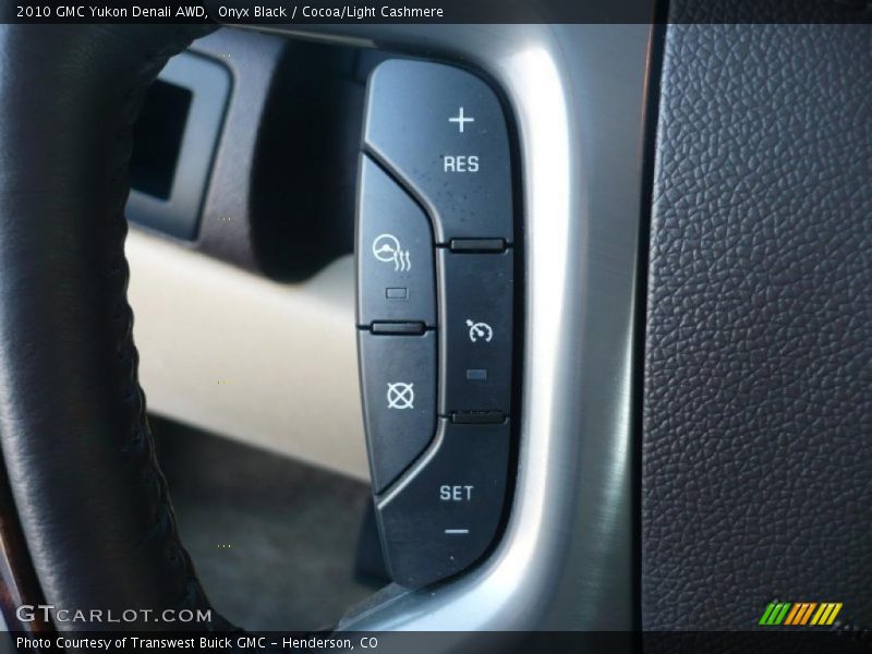 Onyx Black / Cocoa/Light Cashmere 2010 GMC Yukon Denali AWD
