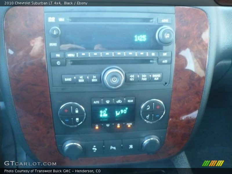 Black / Ebony 2010 Chevrolet Suburban LT 4x4