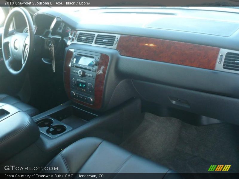 Black / Ebony 2010 Chevrolet Suburban LT 4x4