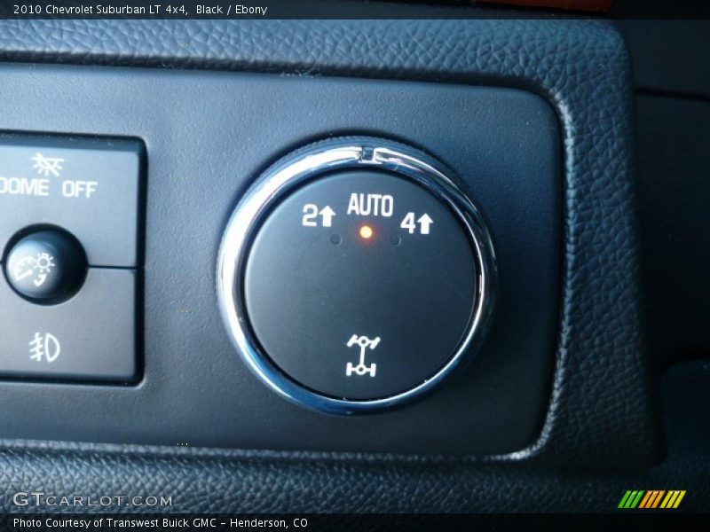 Black / Ebony 2010 Chevrolet Suburban LT 4x4