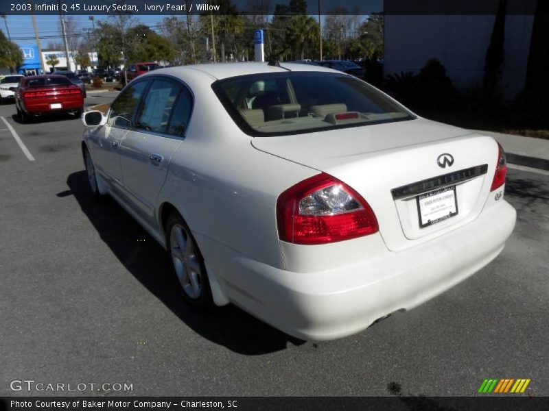 Ivory Pearl / Willow 2003 Infiniti Q 45 Luxury Sedan