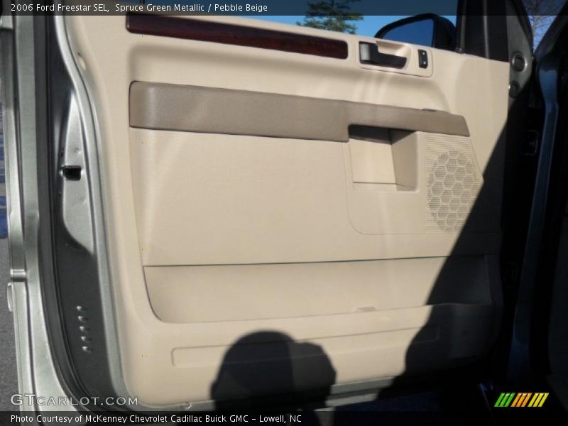 Spruce Green Metallic / Pebble Beige 2006 Ford Freestar SEL