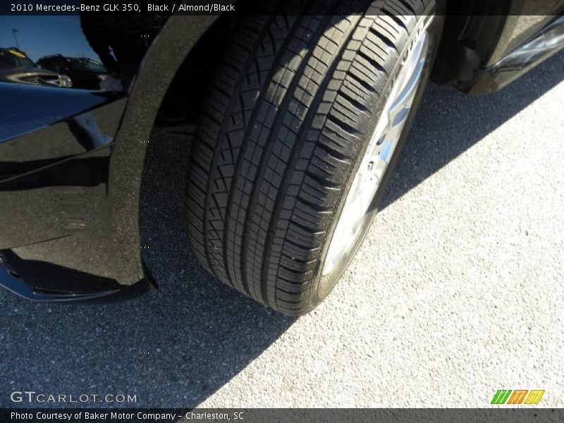Black / Almond/Black 2010 Mercedes-Benz GLK 350