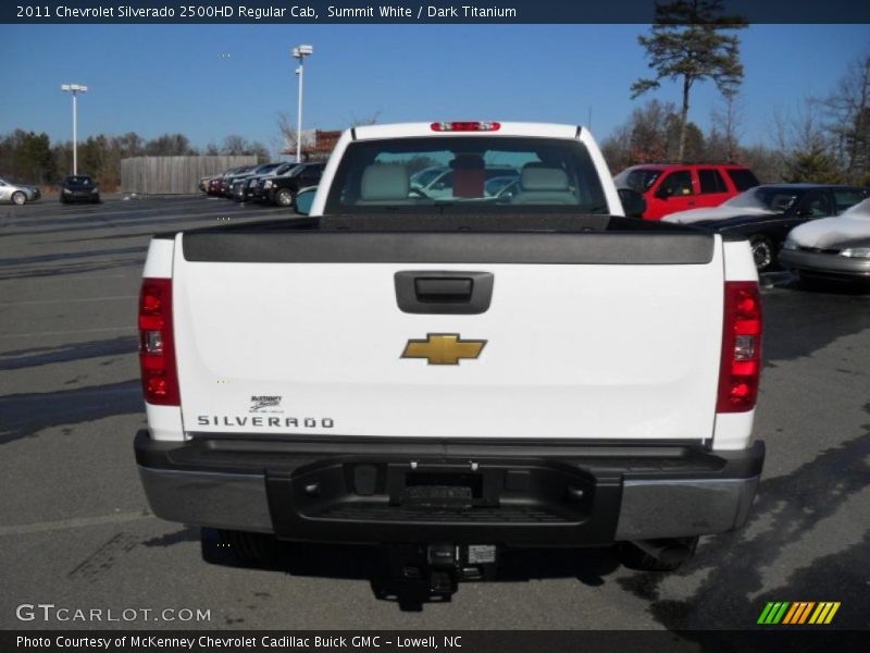 Summit White / Dark Titanium 2011 Chevrolet Silverado 2500HD Regular Cab