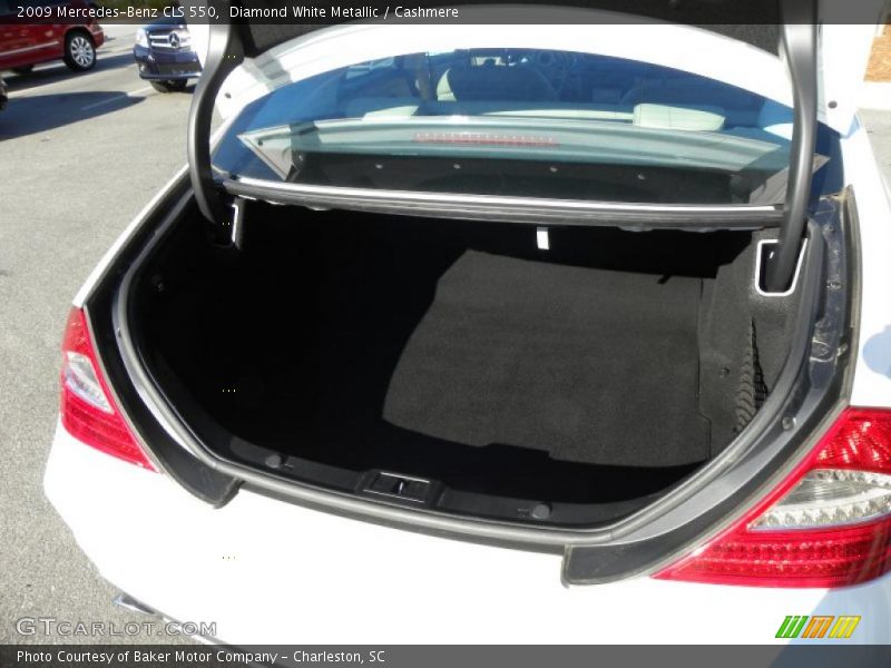  2009 CLS 550 Trunk
