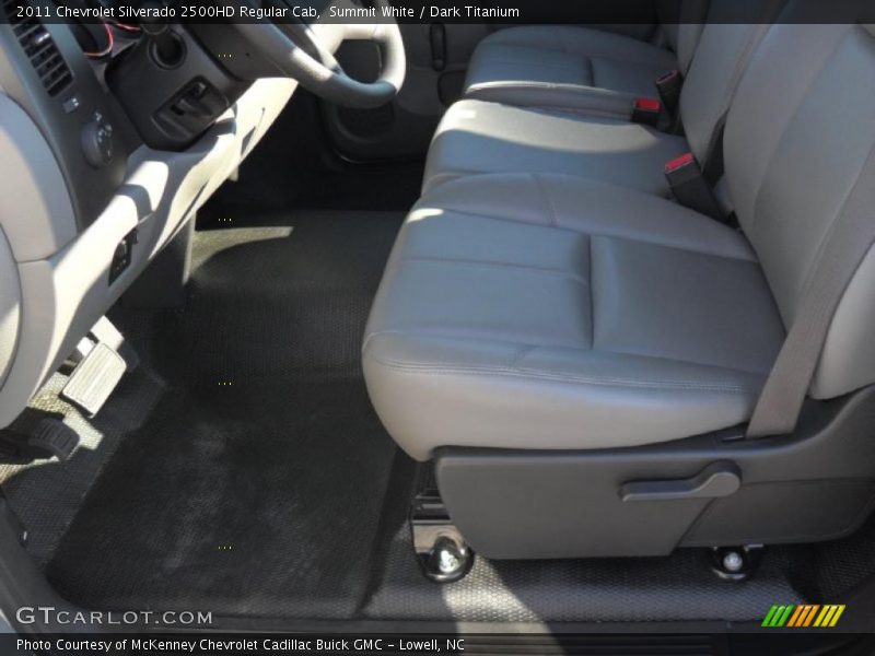 Summit White / Dark Titanium 2011 Chevrolet Silverado 2500HD Regular Cab