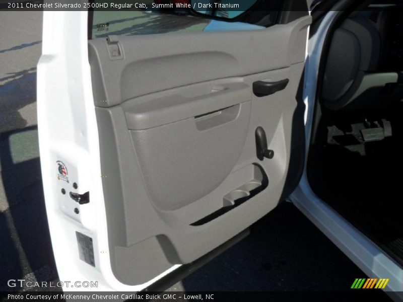 Summit White / Dark Titanium 2011 Chevrolet Silverado 2500HD Regular Cab