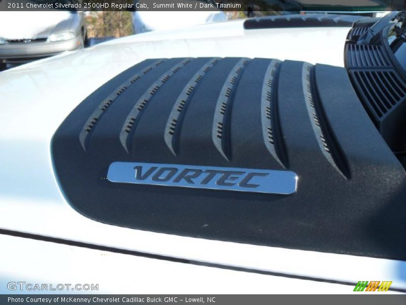 Summit White / Dark Titanium 2011 Chevrolet Silverado 2500HD Regular Cab
