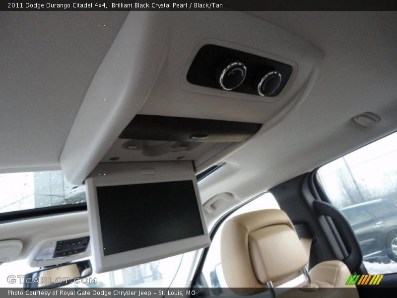 Brilliant Black Crystal Pearl / Black/Tan 2011 Dodge Durango Citadel 4x4