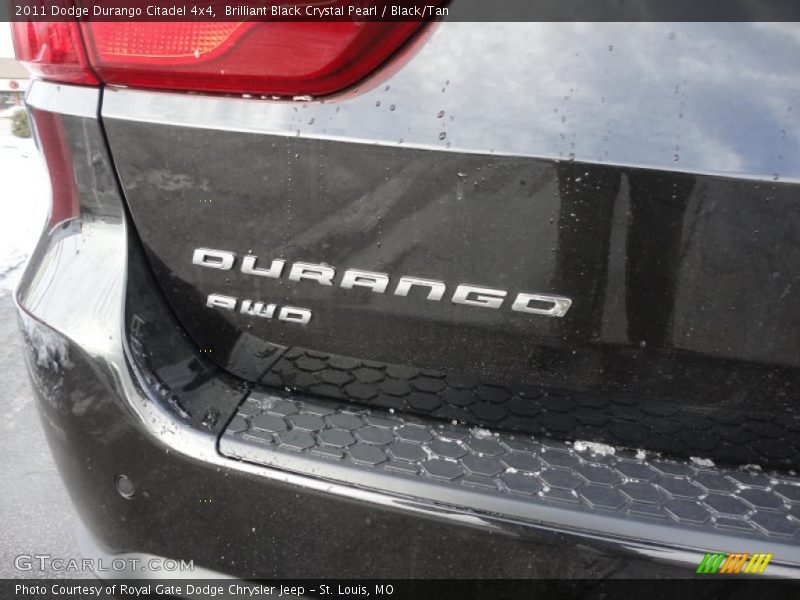  2011 Durango Citadel 4x4 Logo