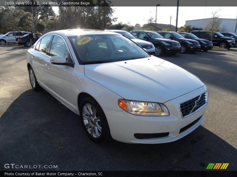Ice White / Sandstone Beige 2009 Volvo S80 3.2