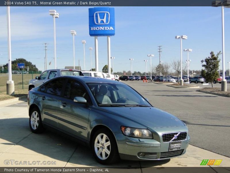 Mistral Green Metallic / Dark Beige/Quartz 2004 Volvo S40 T5