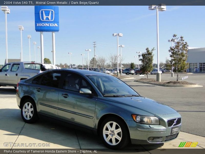 Mistral Green Metallic / Dark Beige/Quartz 2004 Volvo S40 T5