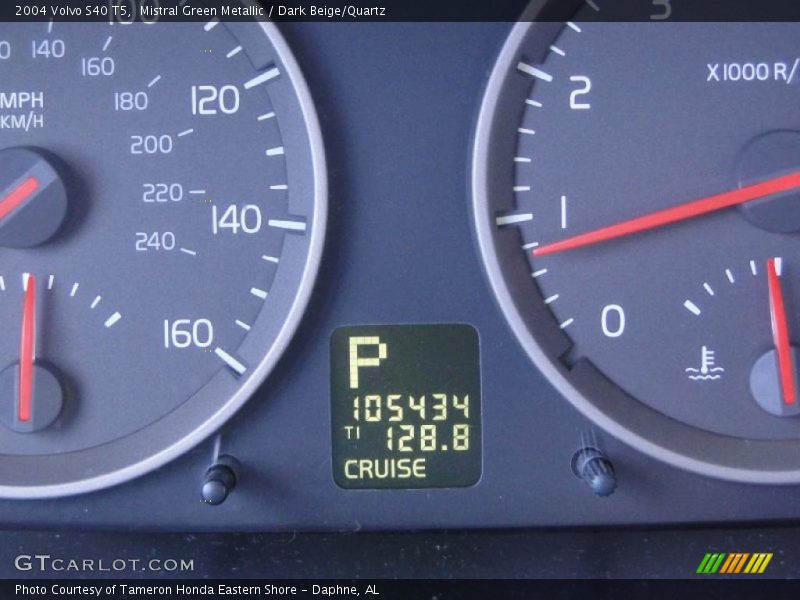 Mistral Green Metallic / Dark Beige/Quartz 2004 Volvo S40 T5