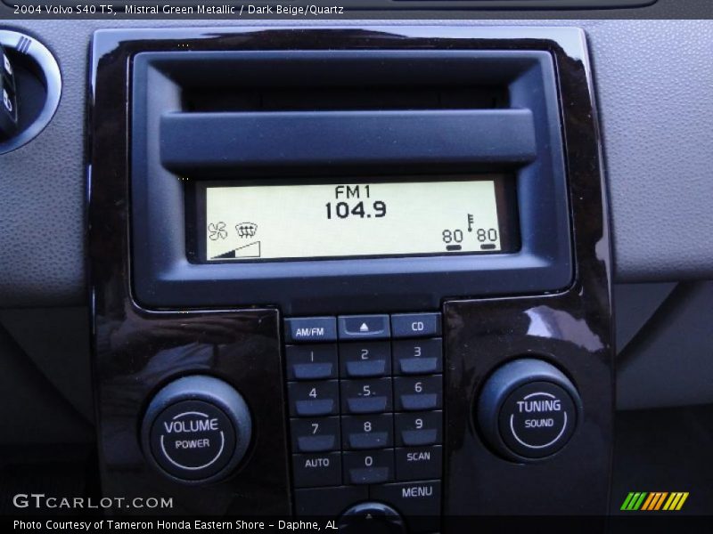 Mistral Green Metallic / Dark Beige/Quartz 2004 Volvo S40 T5