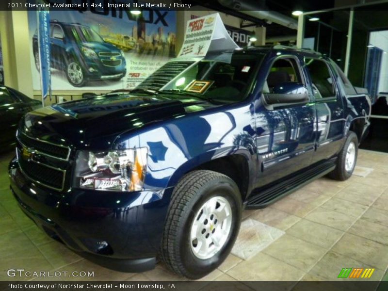 Imperial Blue Metallic / Ebony 2011 Chevrolet Avalanche LS 4x4