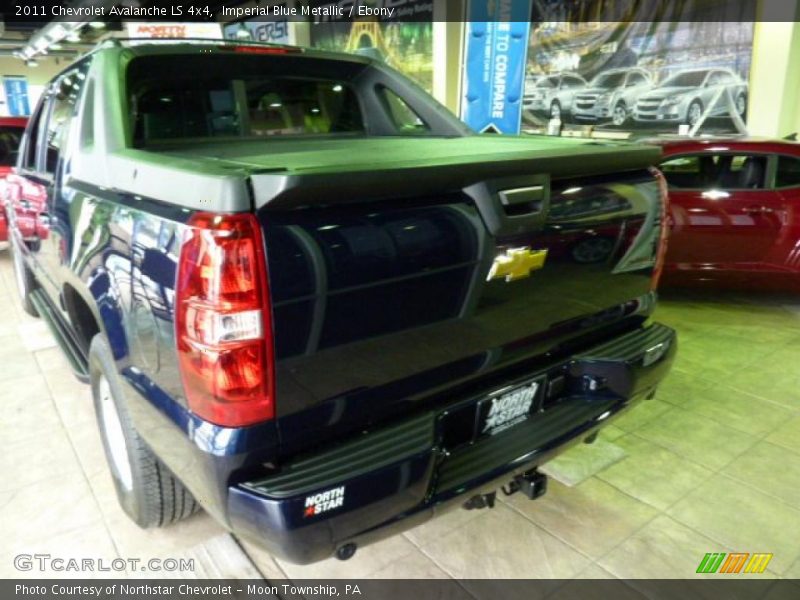 Imperial Blue Metallic / Ebony 2011 Chevrolet Avalanche LS 4x4