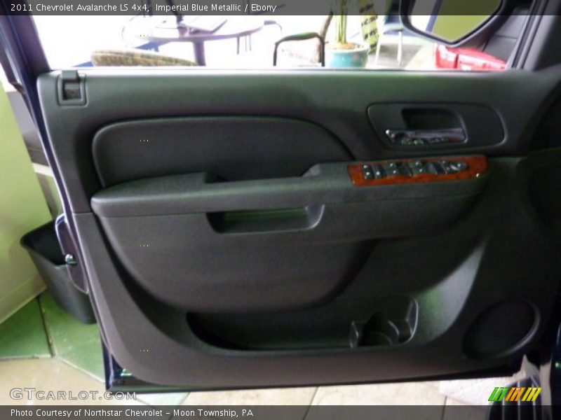 Imperial Blue Metallic / Ebony 2011 Chevrolet Avalanche LS 4x4