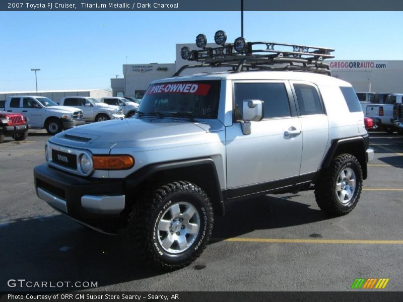 Titanium Metallic / Dark Charcoal 2007 Toyota FJ Cruiser