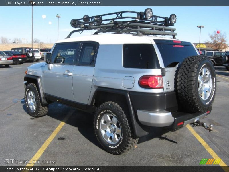 Titanium Metallic / Dark Charcoal 2007 Toyota FJ Cruiser