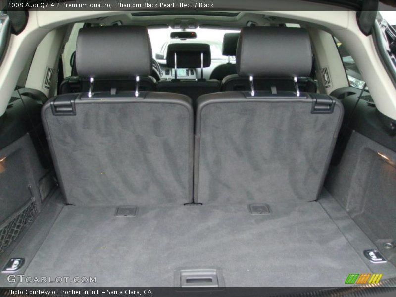 2008 Q7 4.2 Premium quattro Trunk