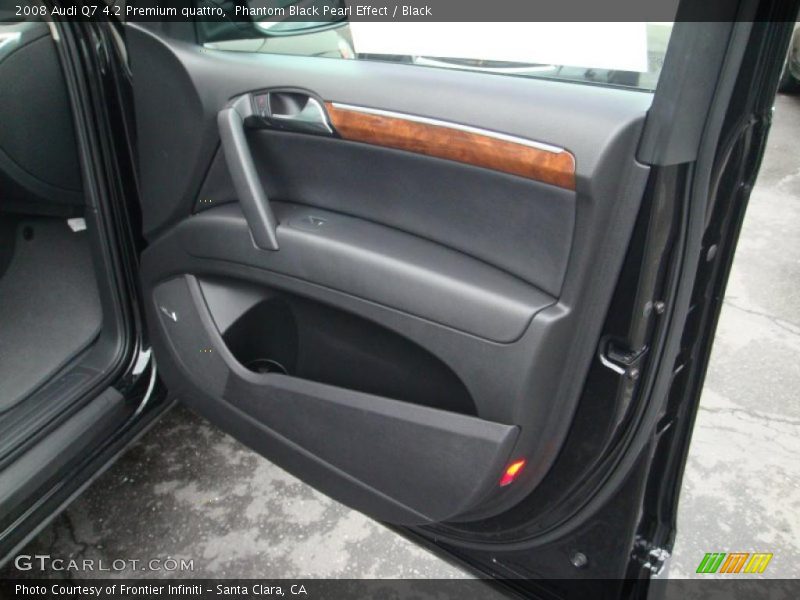Door Panel of 2008 Q7 4.2 Premium quattro