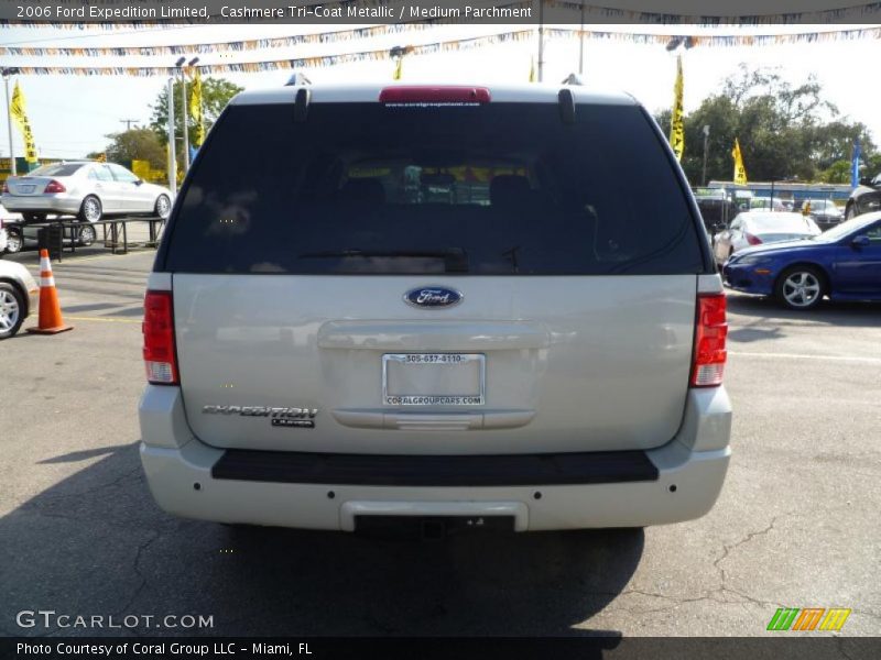 Cashmere Tri-Coat Metallic / Medium Parchment 2006 Ford Expedition Limited