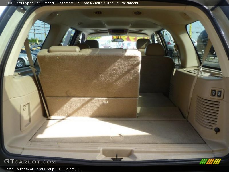 Cashmere Tri-Coat Metallic / Medium Parchment 2006 Ford Expedition Limited