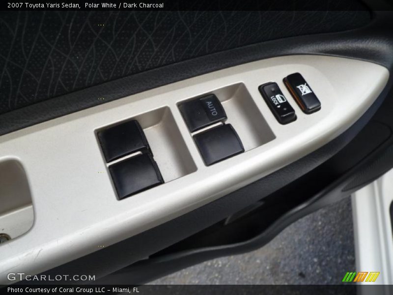 Polar White / Dark Charcoal 2007 Toyota Yaris Sedan