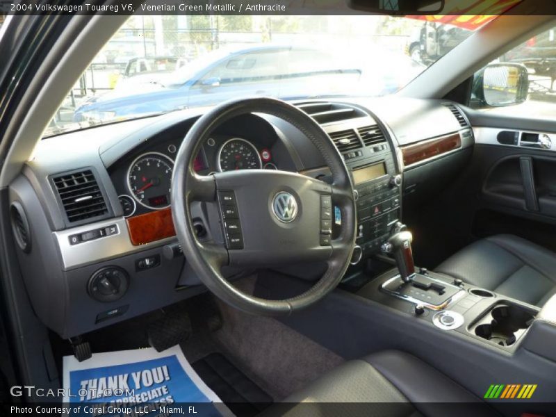 Venetian Green Metallic / Anthracite 2004 Volkswagen Touareg V6